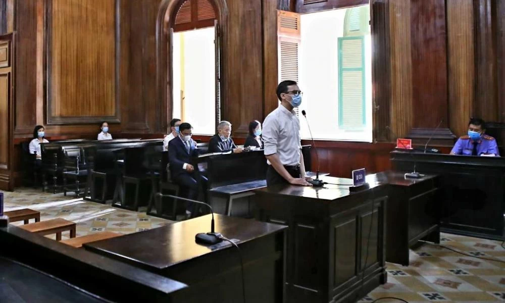 Βιετνάμ: Δύο χρόνια φυλακή σε αεροσυνοδό που «έσπασε» την καραντίνα